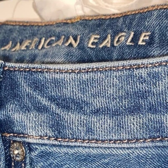 American Eagle Crossover Denim shorts - Picture 6 of 8